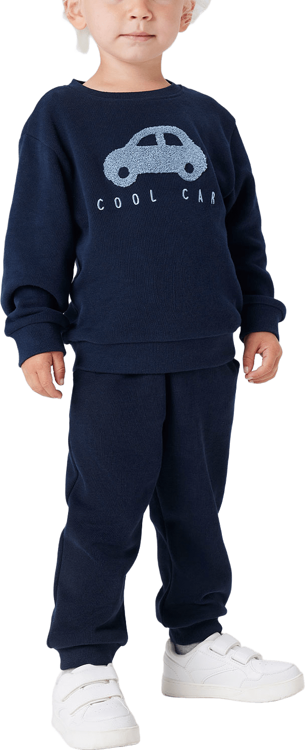 Obear Sweatpants, från Name It, i färgen Dark Sapphire.