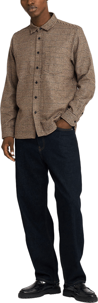 Rtlennox Wool Shirt, från Resteröds, i färgen Brown.