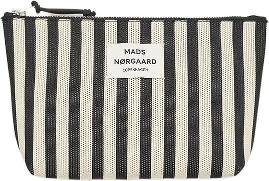 Knit Stripe Hof Make-Up Bag, från Mads Nørgaard, i färgen Black/White.
