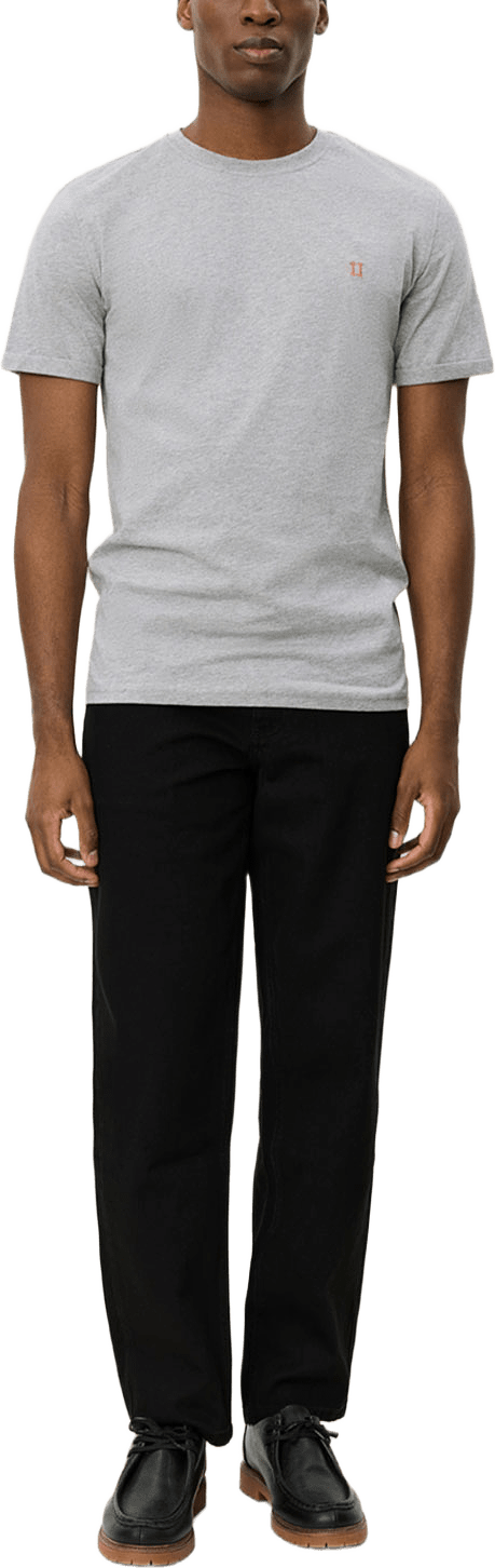 Nørregaard T-Shirt, från LES DEUX, i färgen Grey Melange.