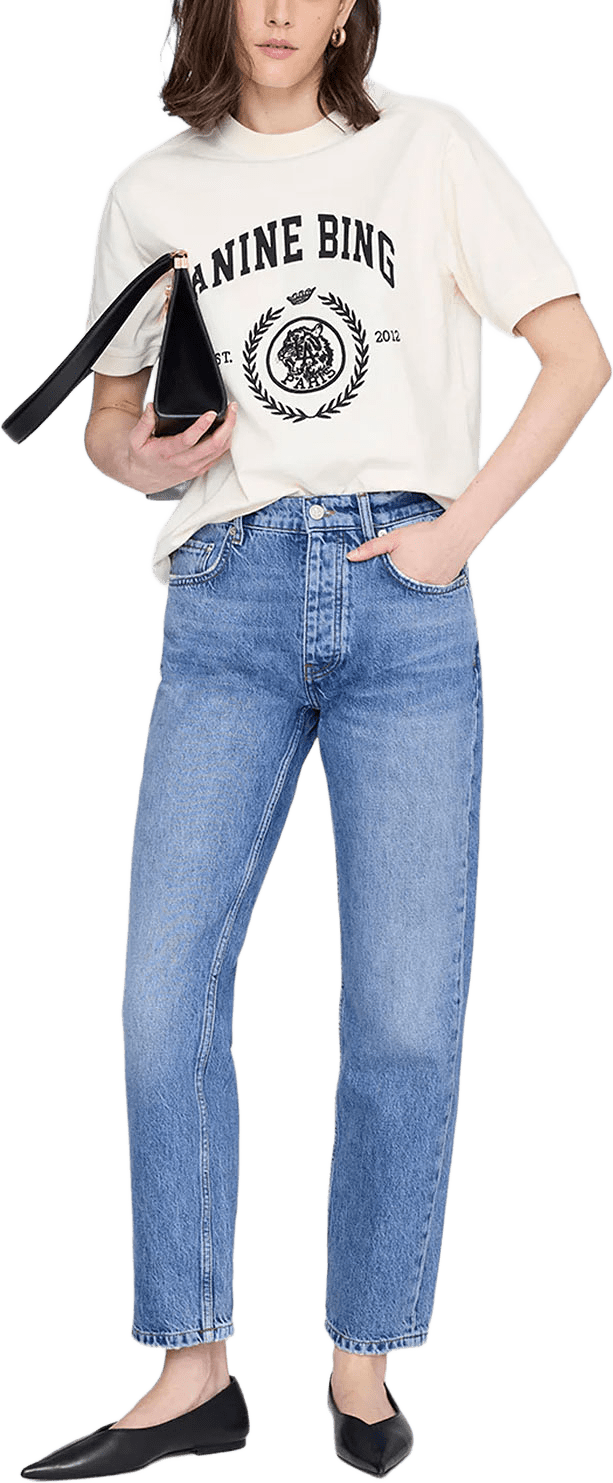 Jayline Tee Collegiate, från Anine Bing, i färgen Ecru.