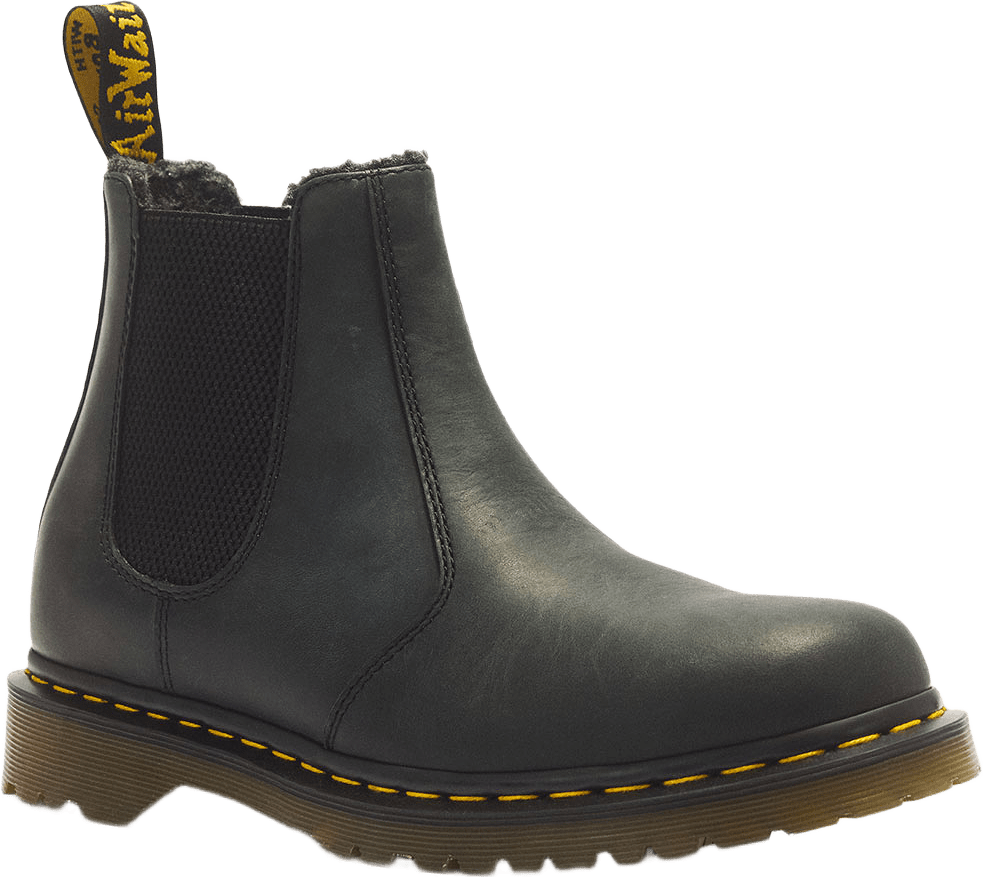 2976 WL Chelsea kängor i Crazy Horse, från Dr. Martens, i färgen Black.