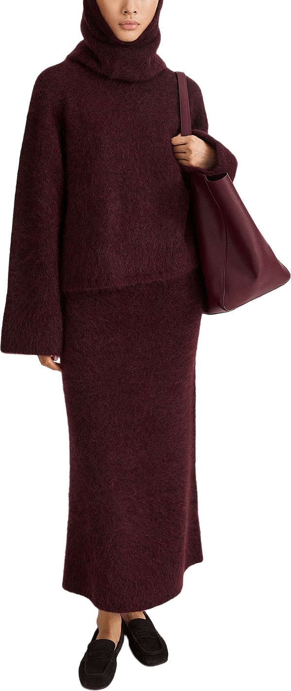 Niclas Short Sweater, från Stylein, i färgen Bordeaux.