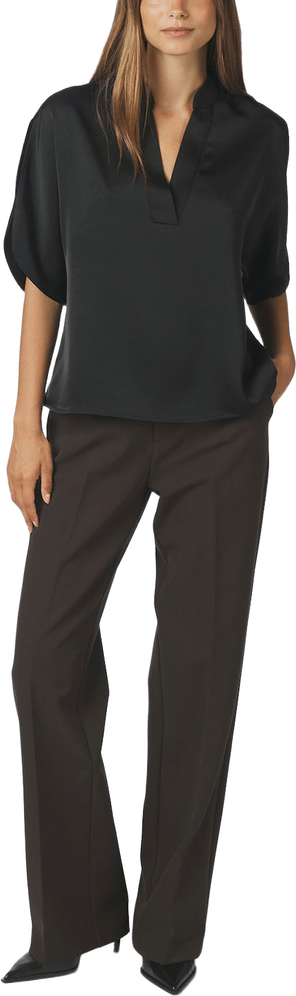 Anelle Heavy Sateen Blouse, från Neo Noir, i färgen Black Levering.