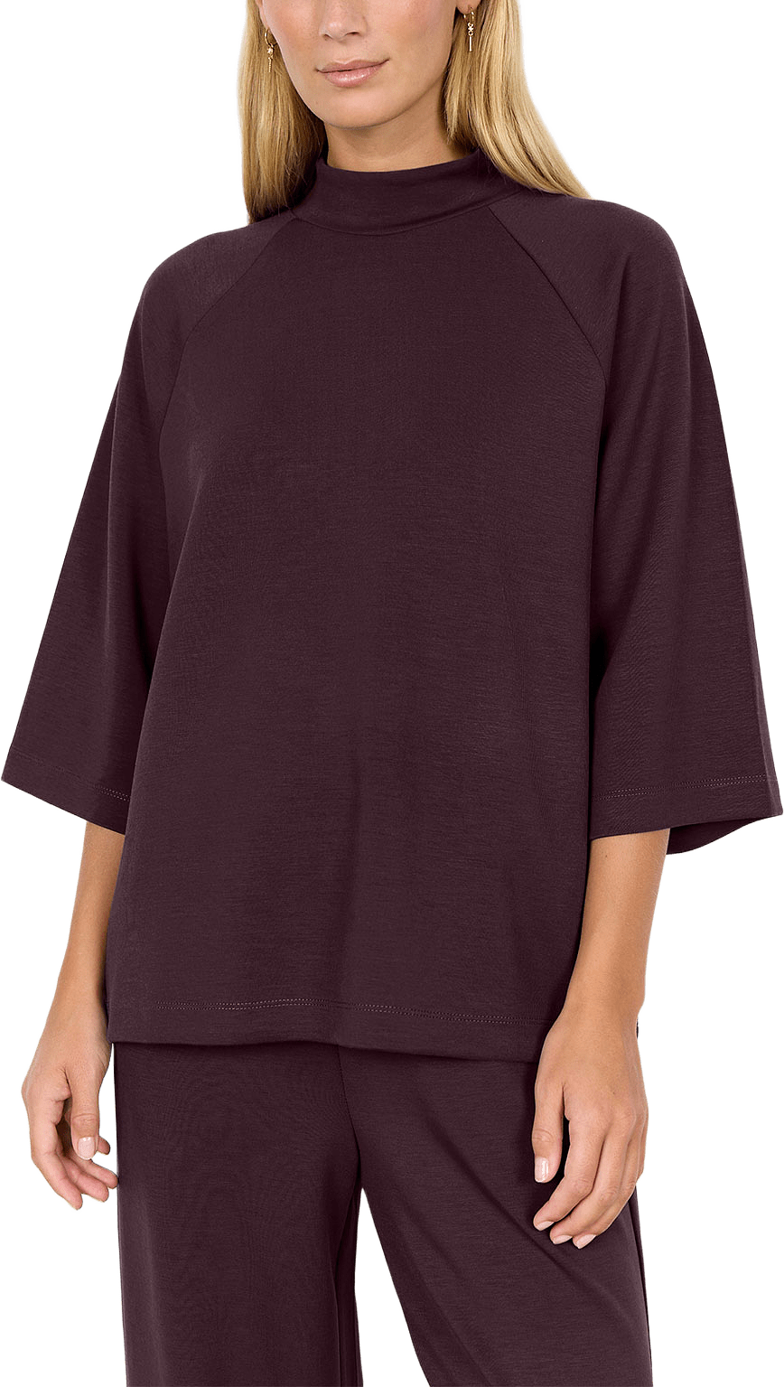 SC-Banu 261 Blouse, från Soyaconcept, i färgen Chocolate Plum.