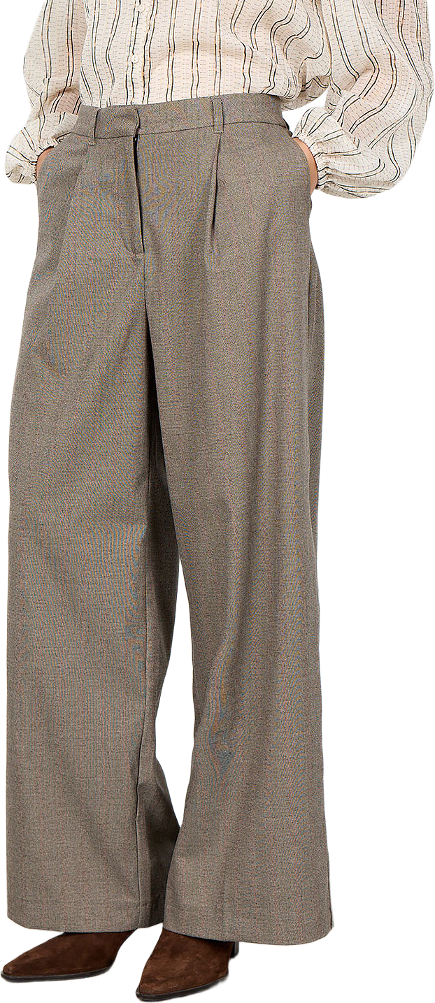 SC-HAWO YD 3-C PANTS, från Soyaconcept, i färgen Madder Brown Combi.
