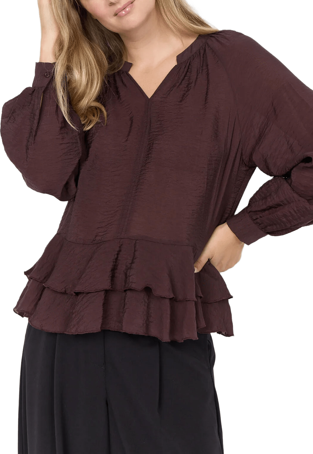 WA-JUDIT 2 BLOUSE, från Wasabi Concept, i färgen Chocolate Plum.