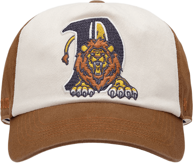 Ld X Nfl Wordmark Contrast Stitch, från LES DEUX, i färgen Emperador Brown.