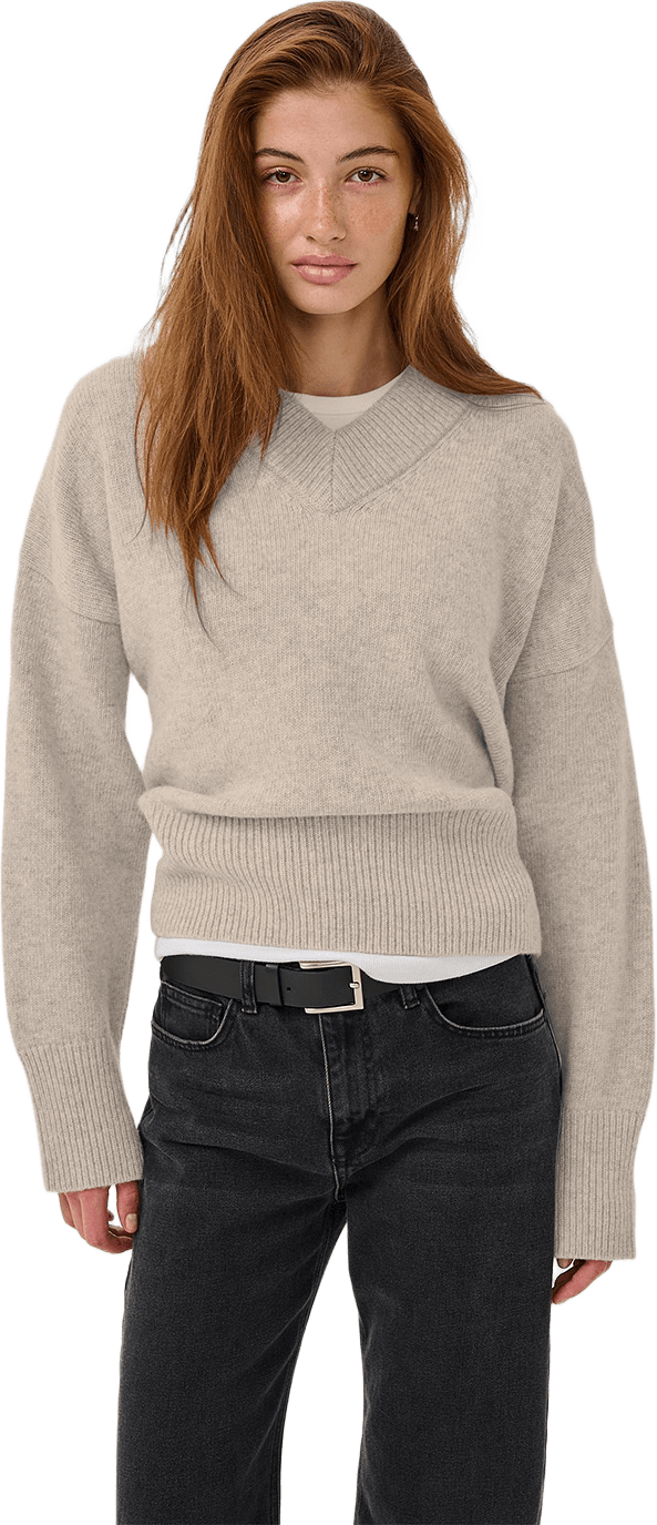Mwrome Lw V-Neck Pullover, från My Essential Wardrobe, i färgen Beige Melange.