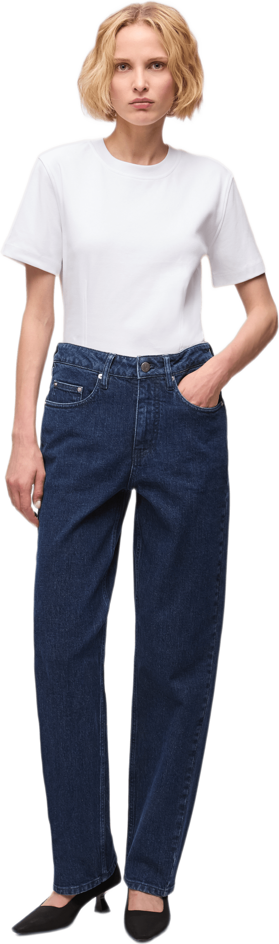 IOPiritta Jeans, från Ivy Oak, i färgen Dark Indigo Wash.