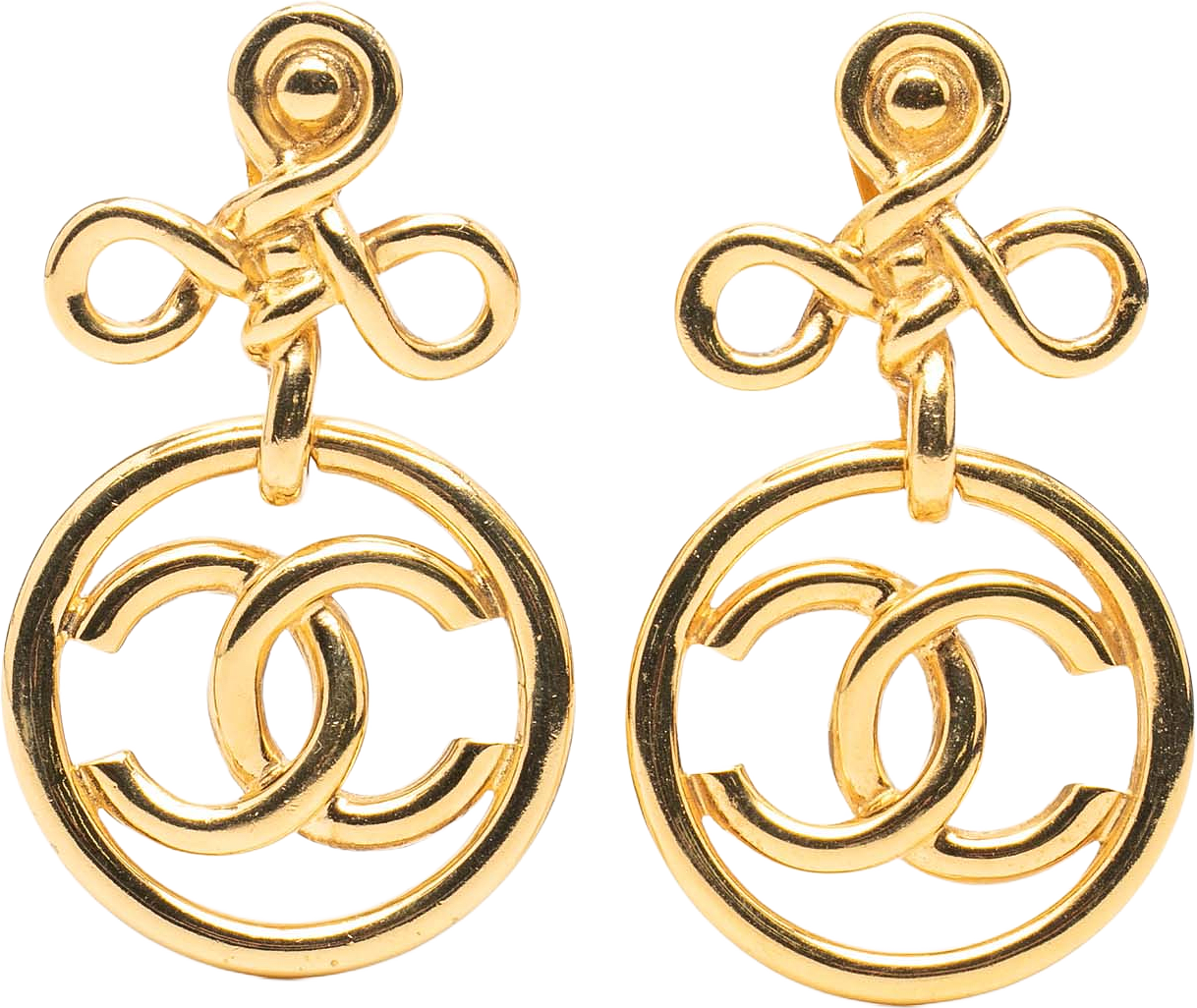 Chanel Gold Plated Cc Round Drop Clip On Earrings, från Luxclusif, i färgen gold.