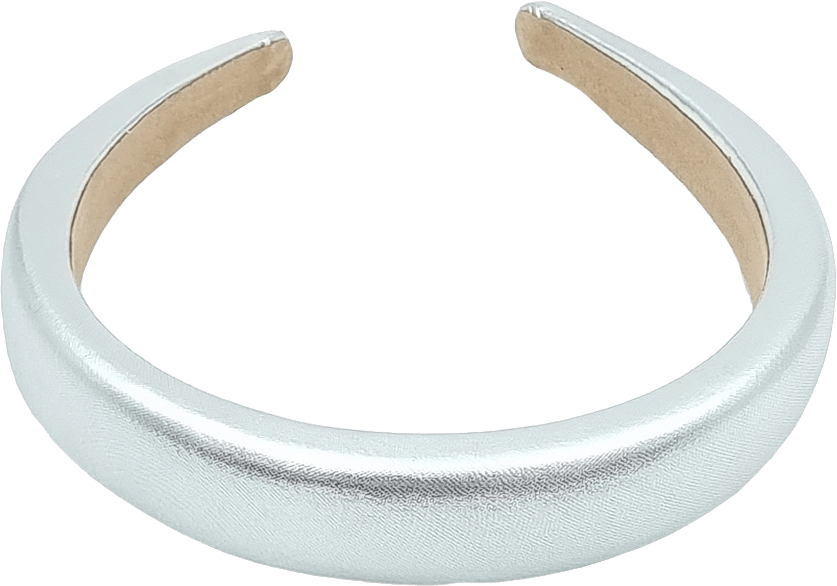 Diadem Metallic, från Complement, i färgen silver.