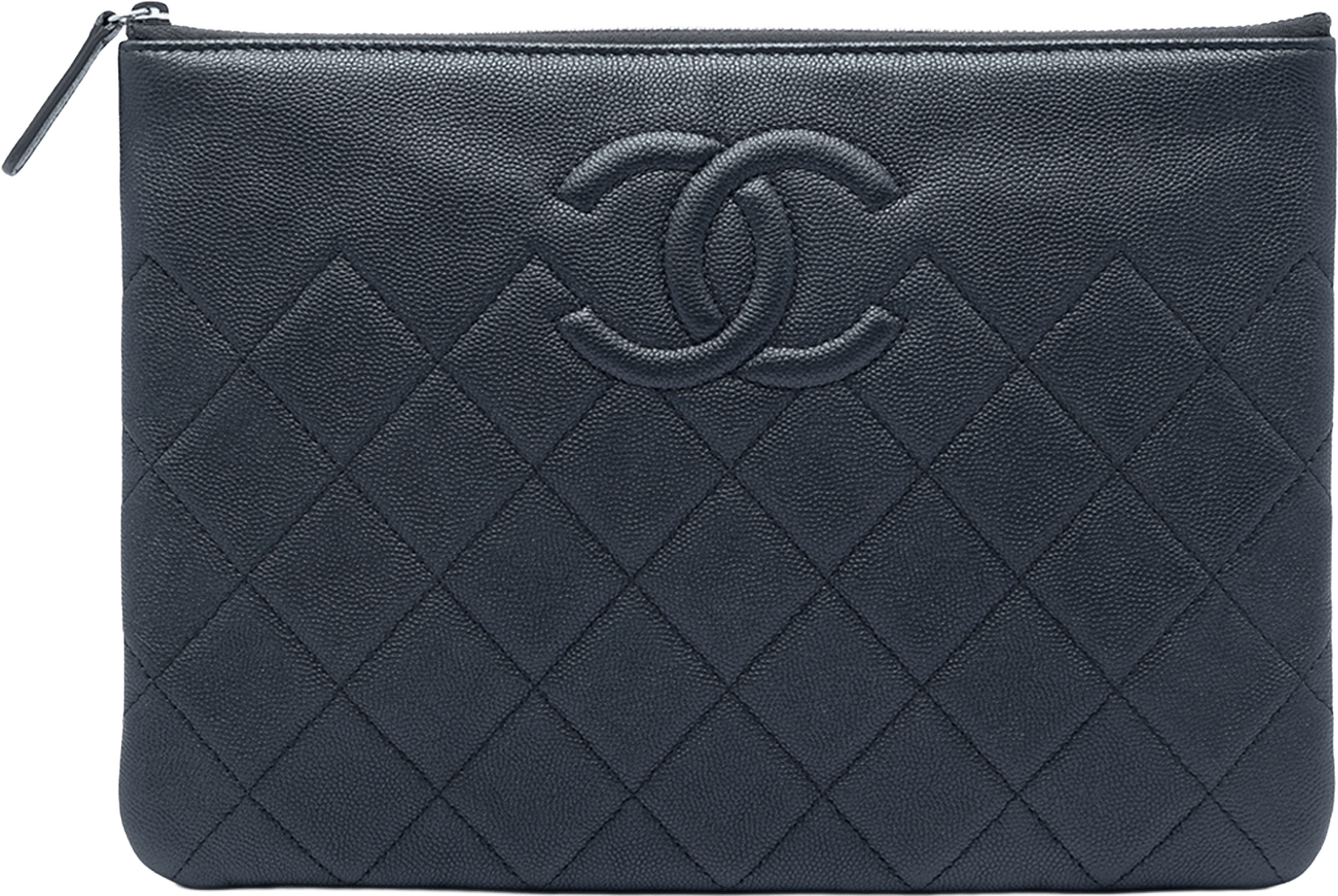 Chanel Medium Cc Quilted Caviar O Case Clutch, från Luxclusif, i färgen black.