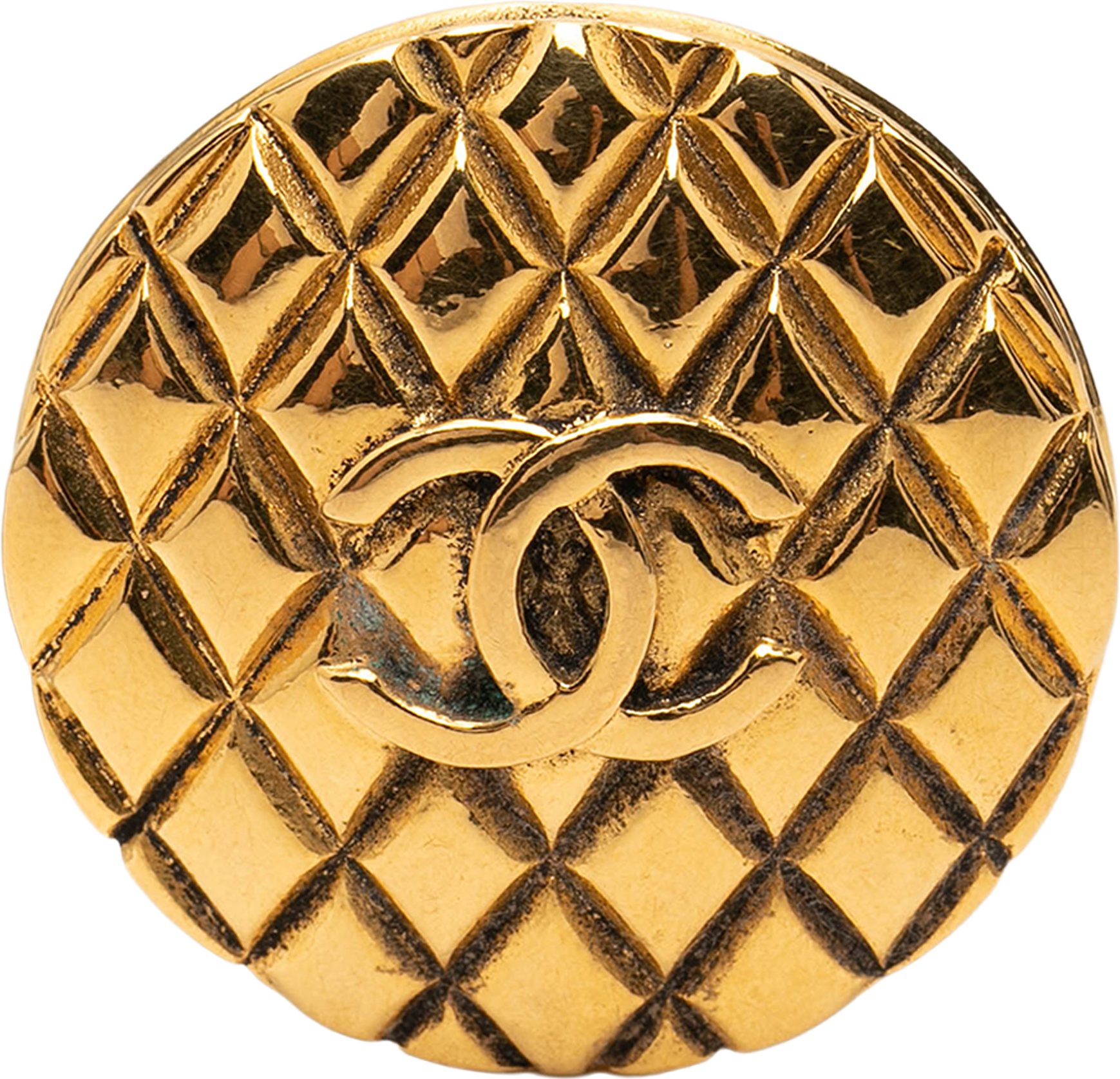 Chanel Cc Gold Plated Quilted Round Brooch, från Luxclusif, i färgen guld.