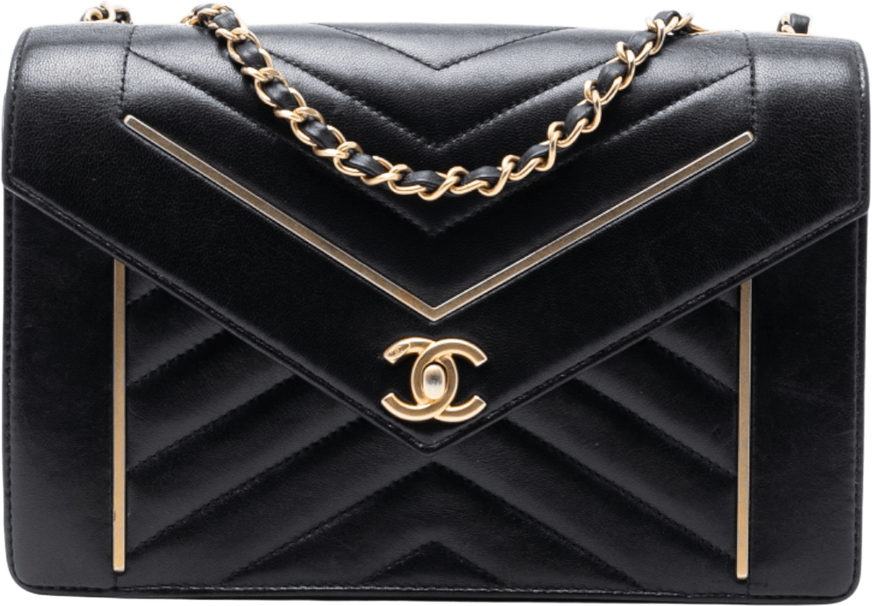 Chanel Medium Reversed Chevron Lambskin Flap, från Luxclusif, i färgen black.