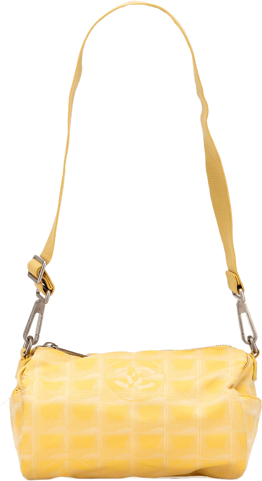 Chanel New Travel Line Nylon Barrel Shoulder Bag, från Luxclusif, i färgen mustard.