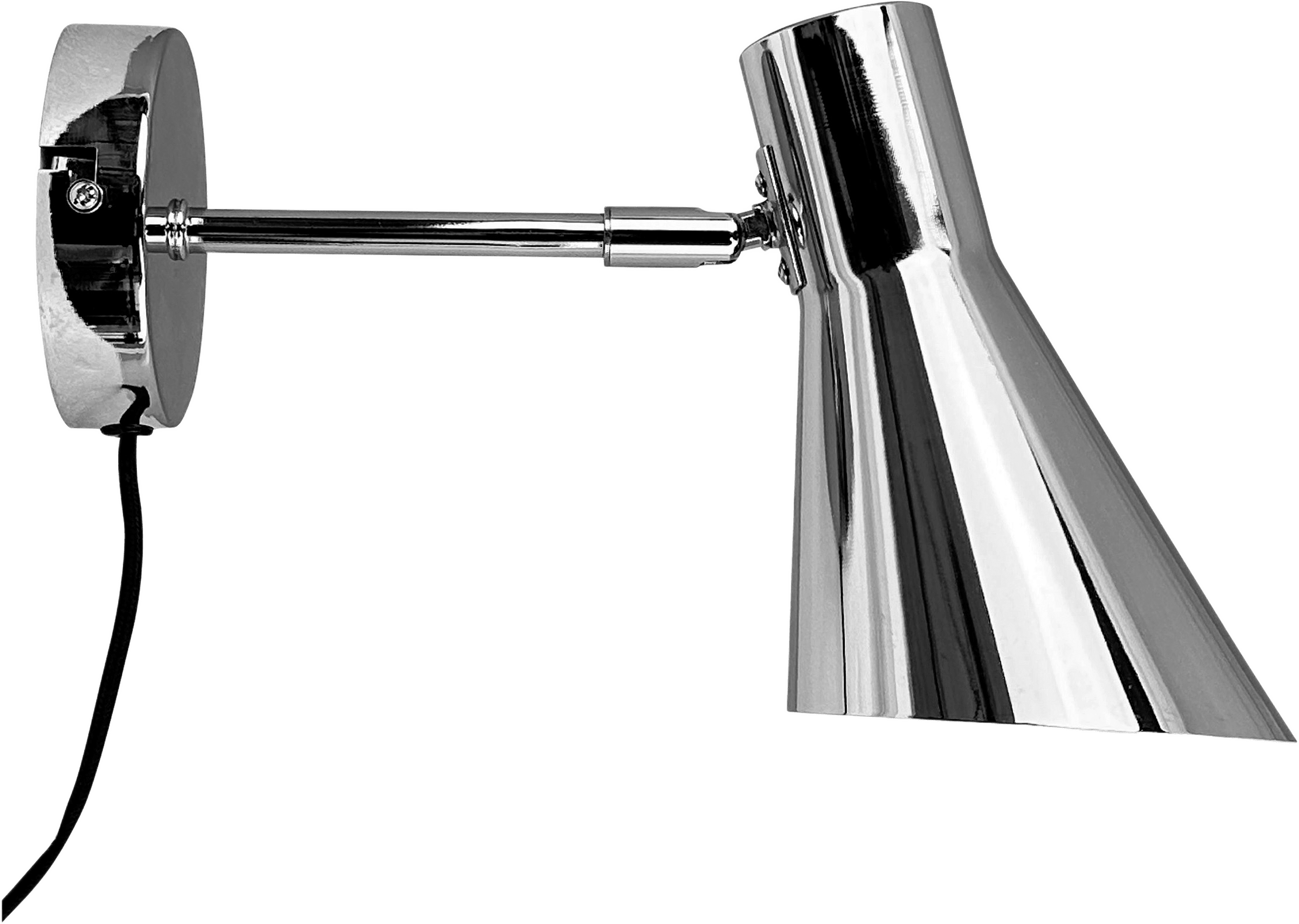 Dl12 Wall Lamp, från Dyberg Larsen, i färgen chrome.