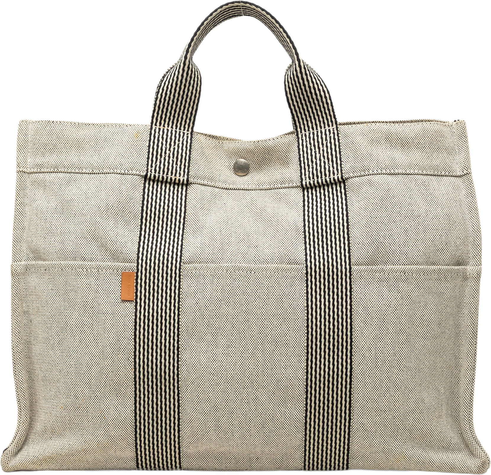 Hermès Canvas Fourre Tout Mm, från Luxclusif, i färgen grå.