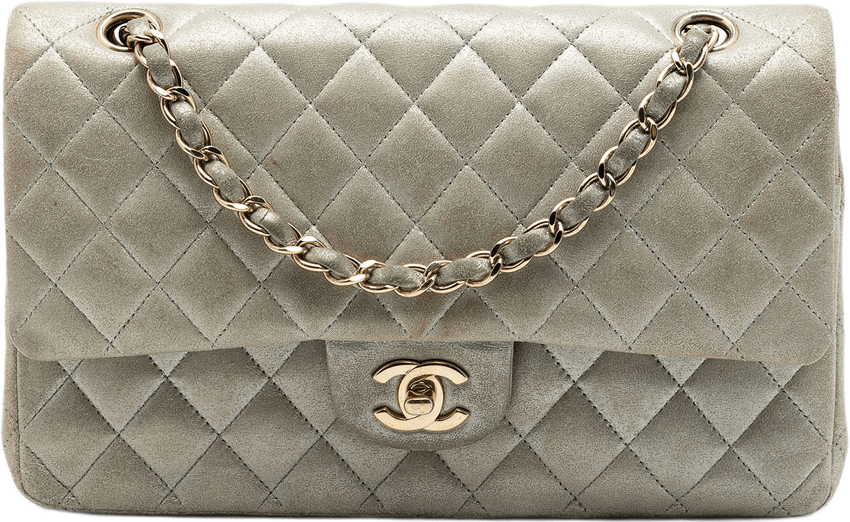 Chanel Medium Classic Iridescent Lambskin Double Flap, från Luxclusif, i färgen silver.