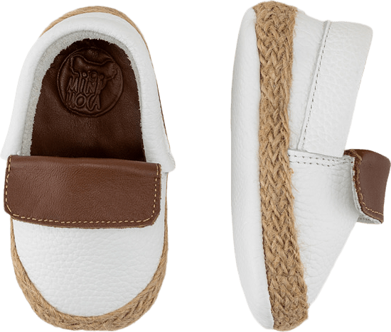 Bambam Espadrillos Barefoot, från Minimoca, i färgen white.