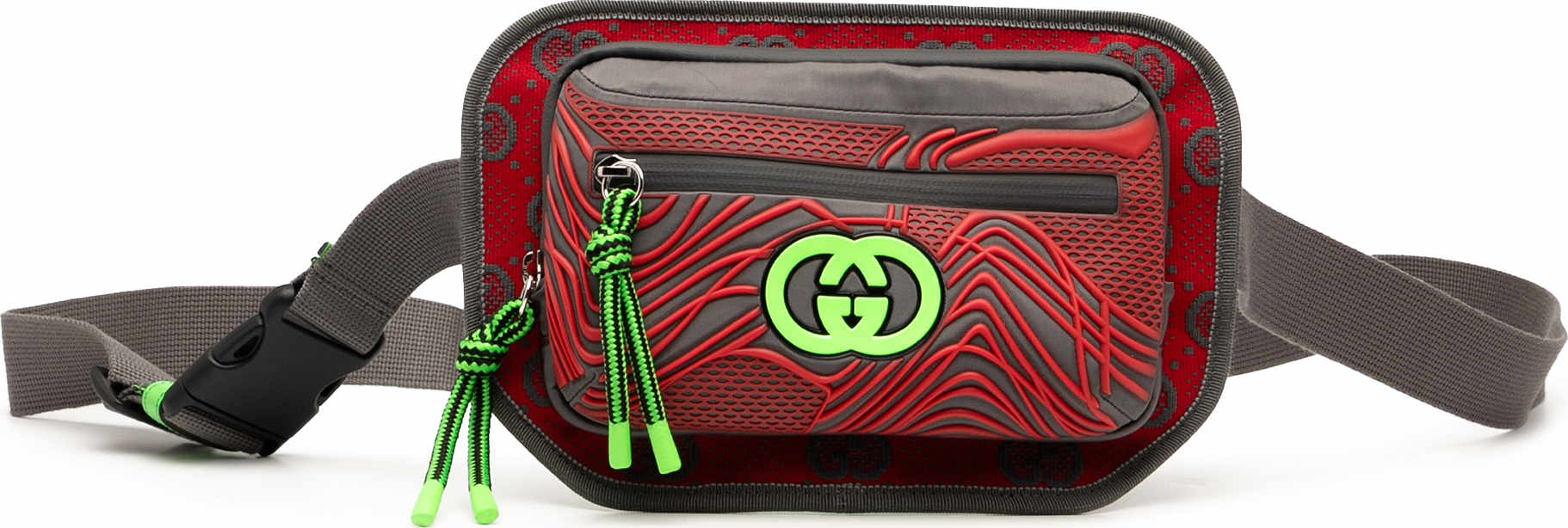 Gucci Gg Nylon And Rubber Belt Bag, från Luxclusif, i färgen red.