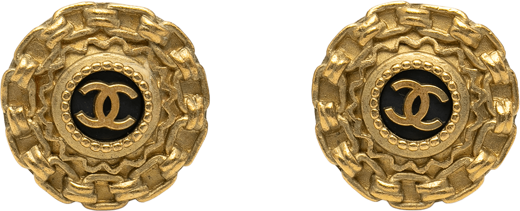 Chanel Cc Gold Plated Enamel Round Clip On Earrings, från Luxclusif, i färgen gold.