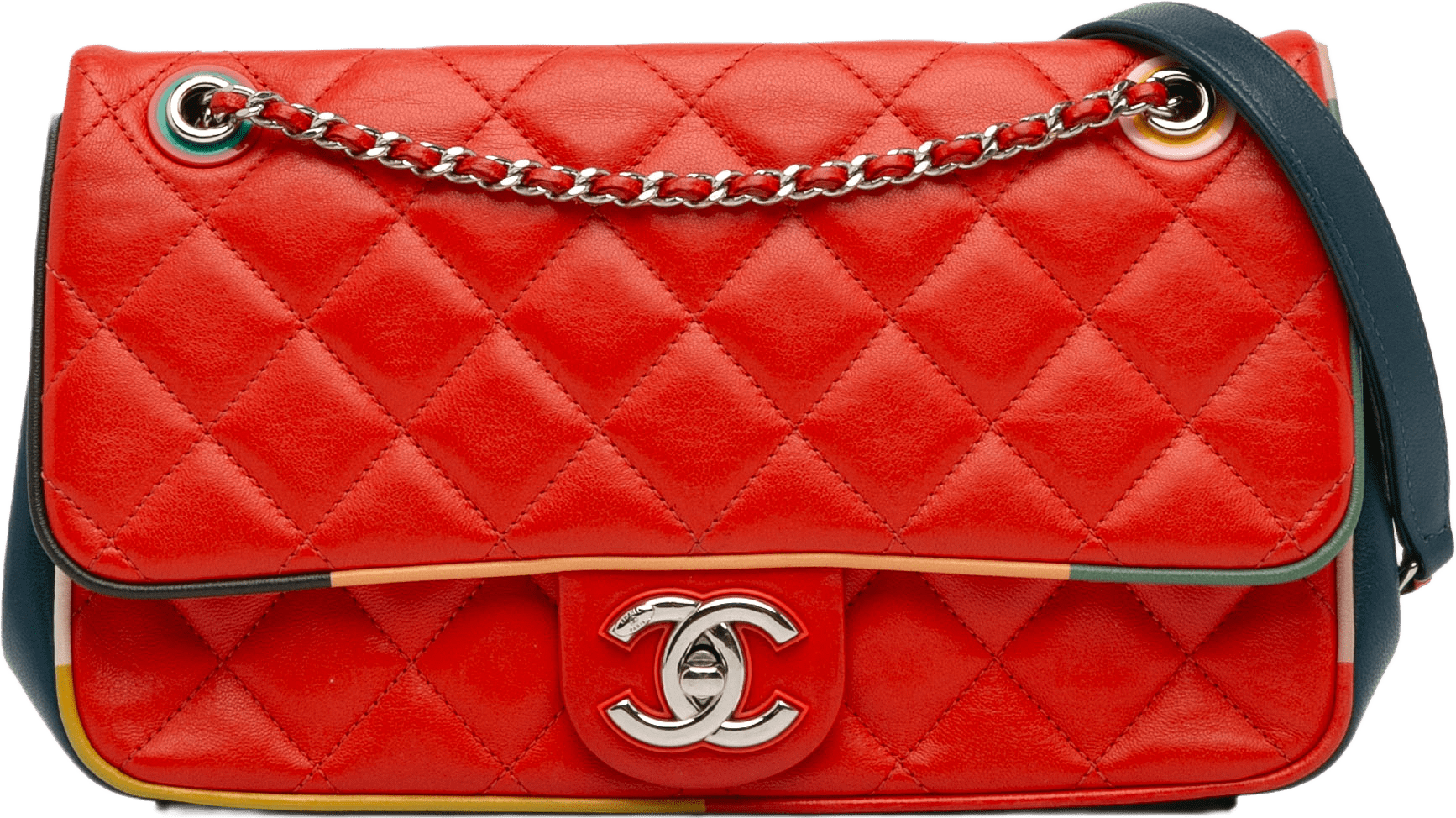 Chanel Medium Quilted Lambskin Cuba Color Flap, från Luxclusif, i färgen red.
