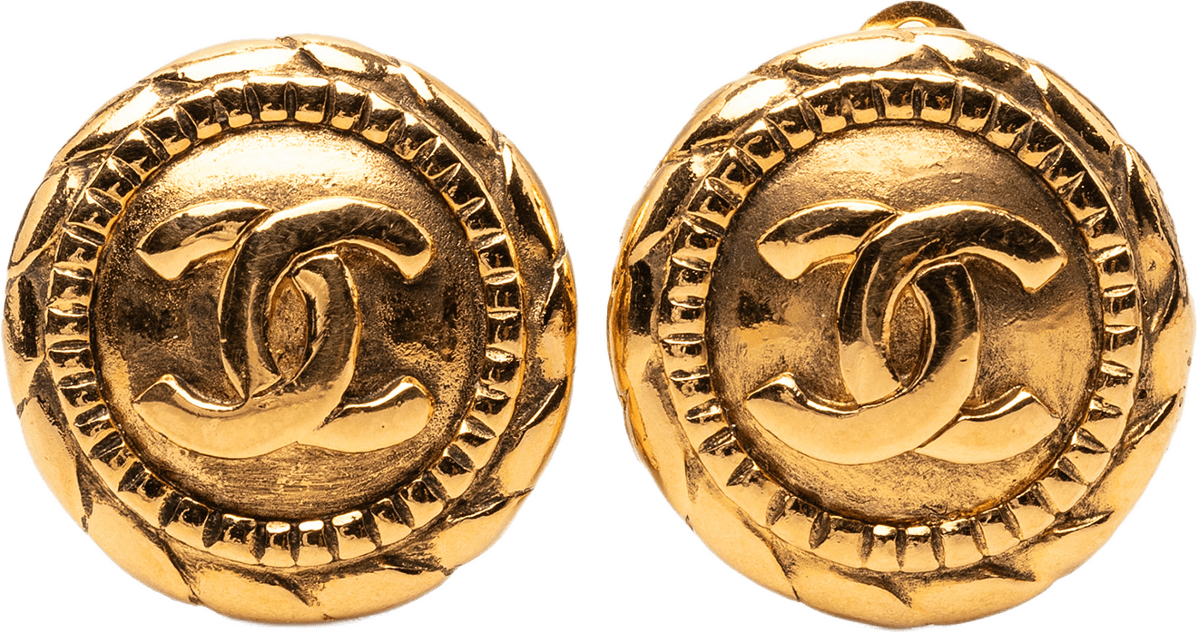 Chanel Cc Gold Plated Round Clip On Earrings, från Luxclusif, i färgen gold.