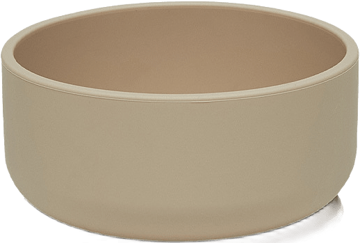 Enkei Suction Bowl, från OYOY Mini, i färgen beige.