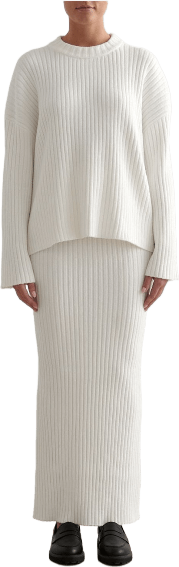 Rib Knit Maxi Skirt, från aim'n, i färgen almond white.