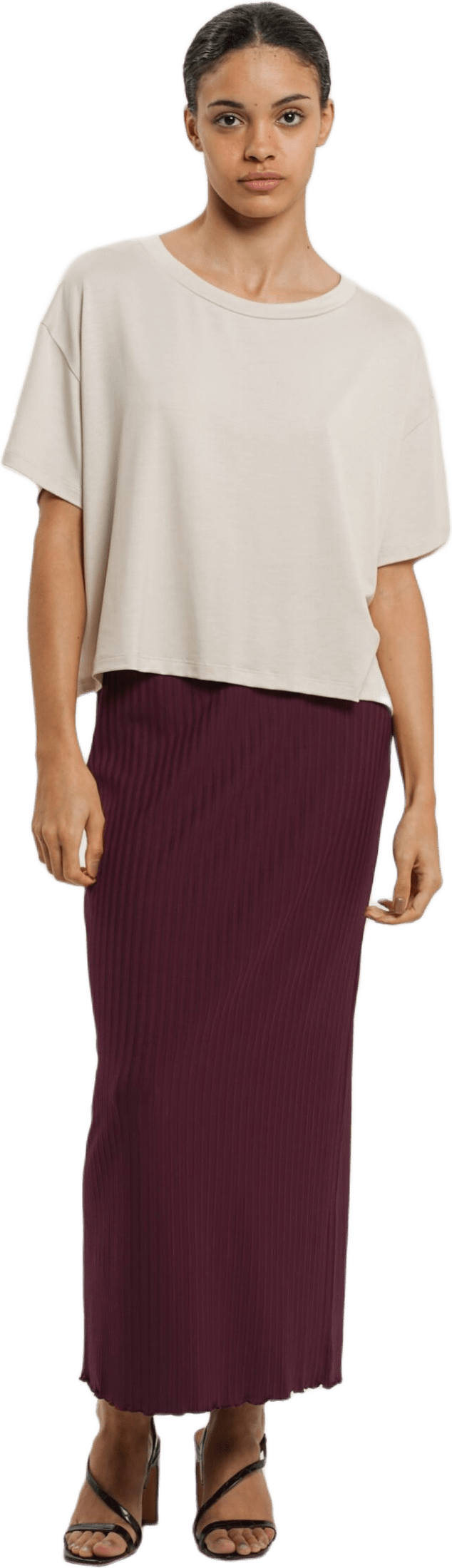 Gwynet Tee - Greige, från Residus, i färgen beige.