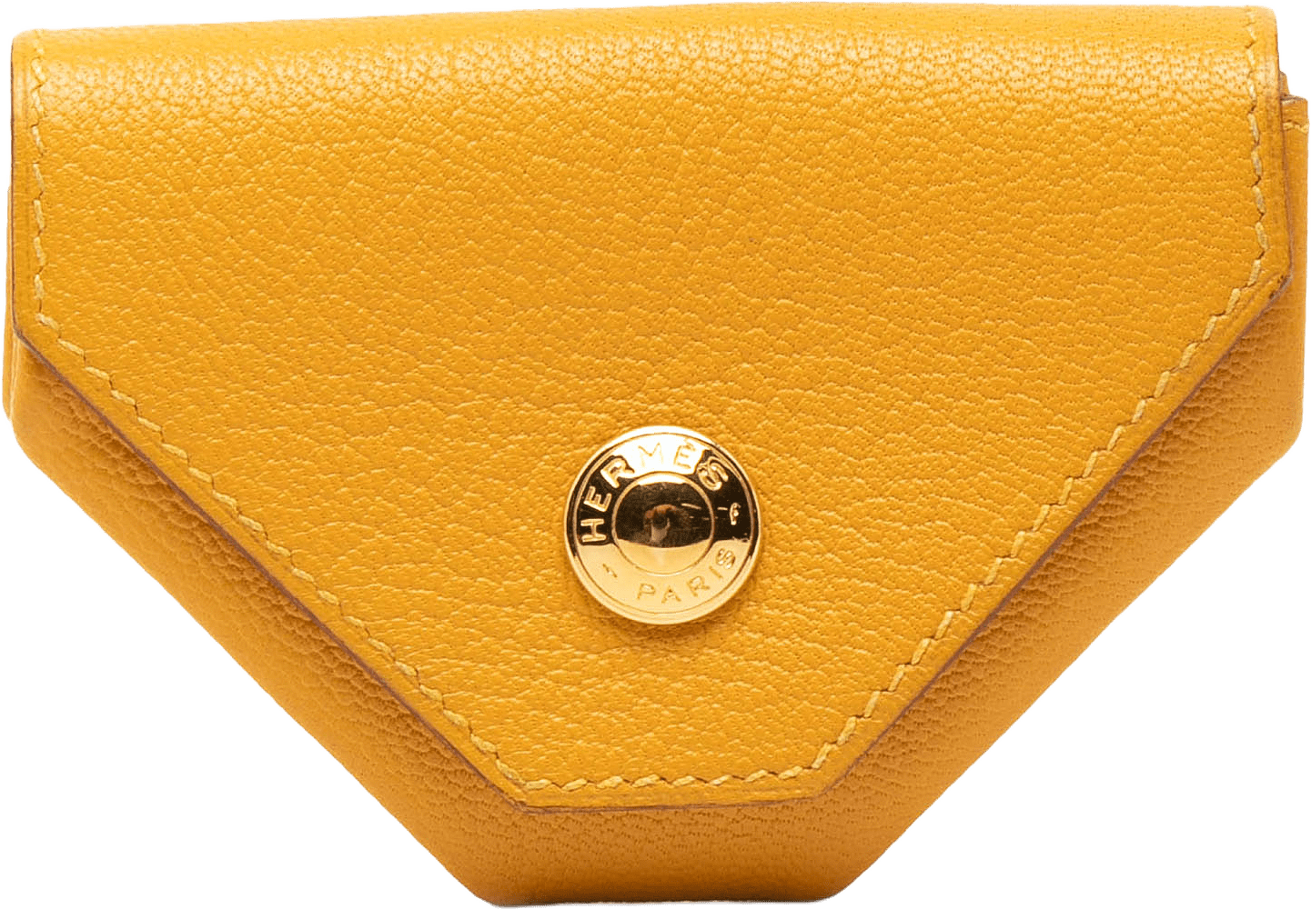 Hermès Chevre Mysore Le 24 Coin Pouch, från Luxclusif, i färgen mustard.