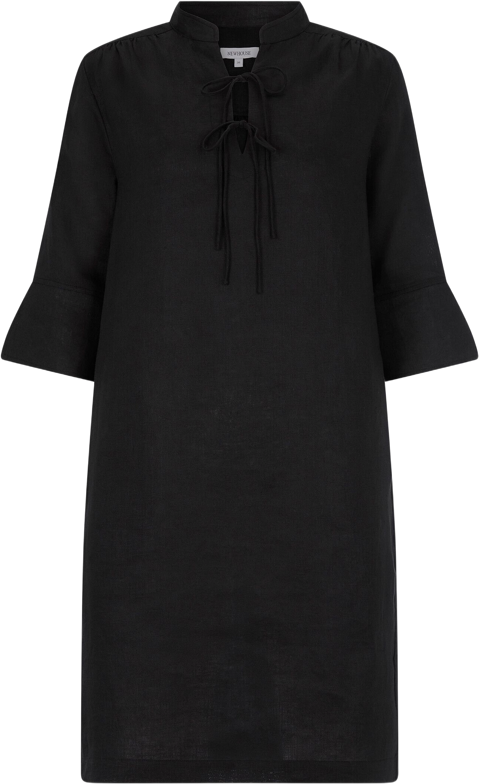 Thea Linen Dress, från Newhouse, i färgen svart.