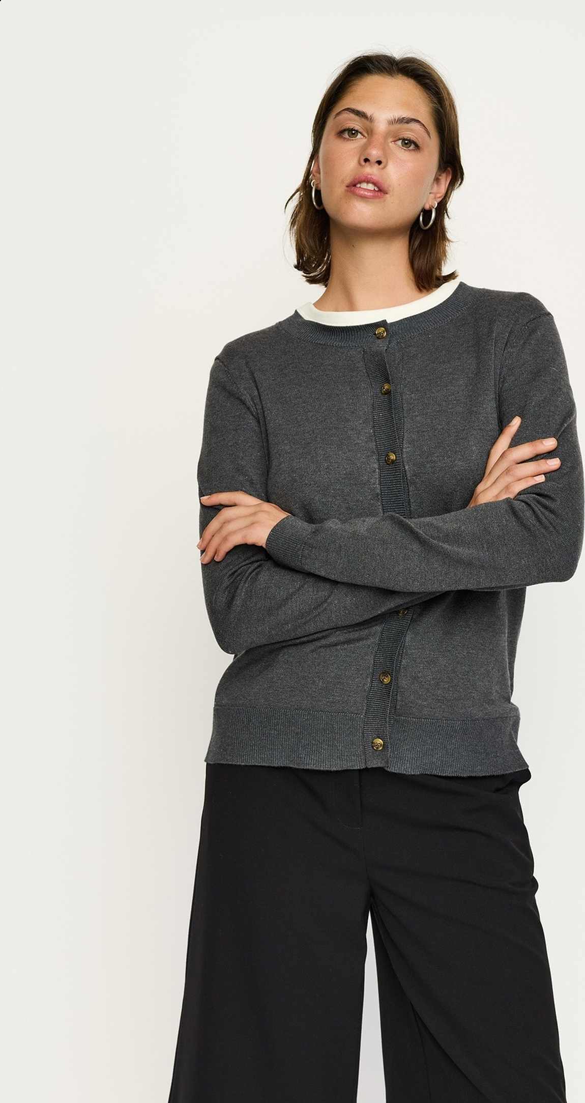 Srmarla Cardigan Knit, från Soft Rebels, i färgen chimera melange.