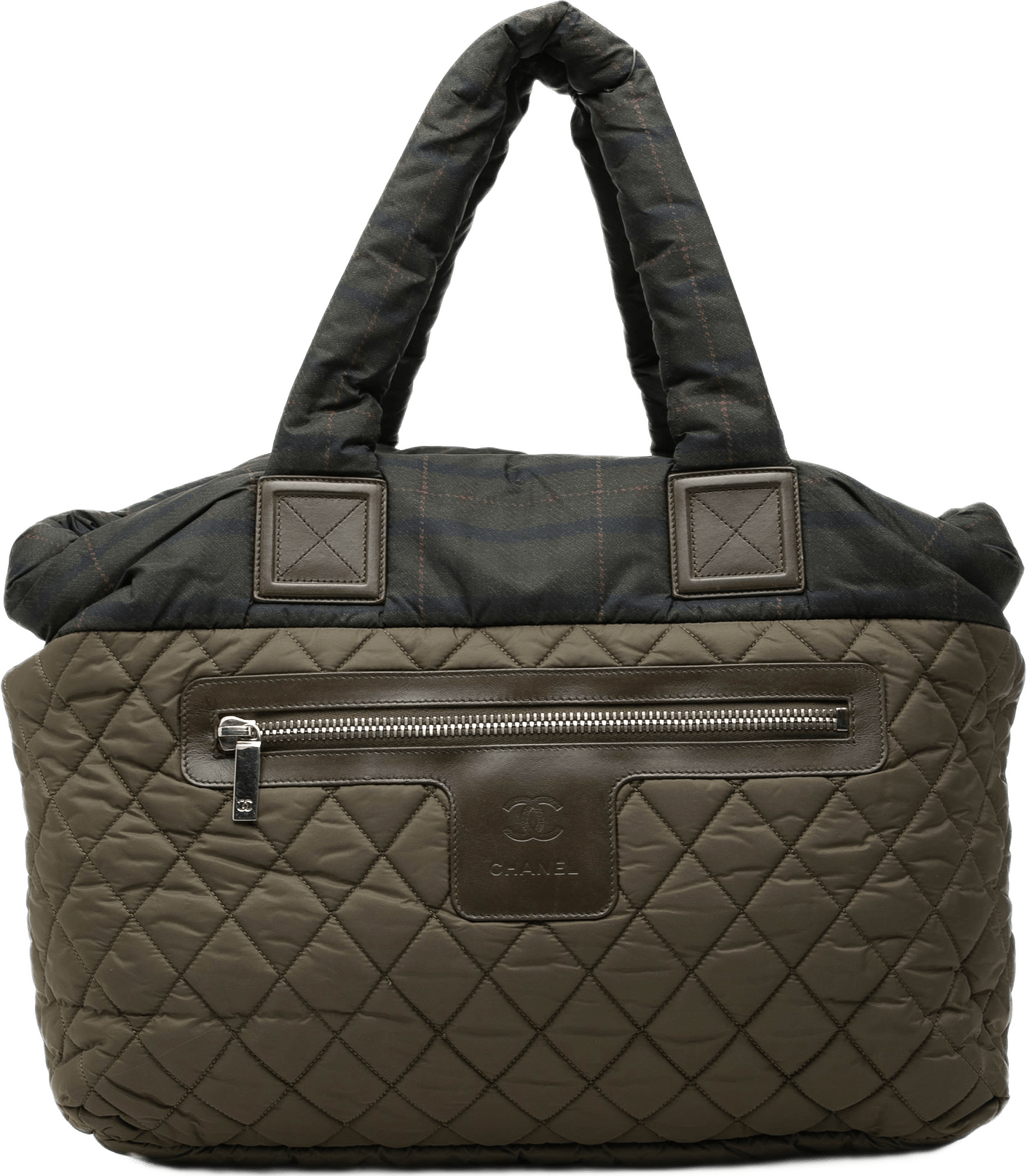Chanel Medium Quilted Nylon Coco Cocoon Tote, från Luxclusif, i färgen brun.