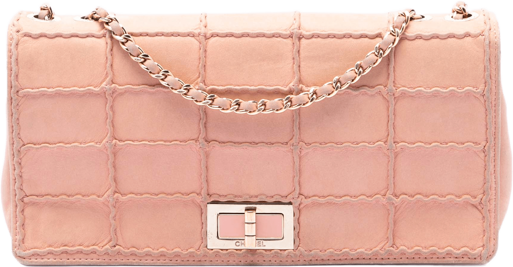 Chanel Small Stitched Iridescent Lambskin Reissue 2.55 Single Flap, från Luxclusif, i färgen rosa.