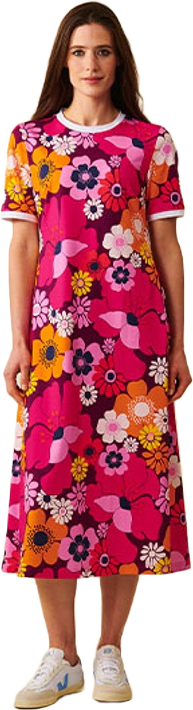 Melissa Dress, från Jumperfabriken, i färgen pink.