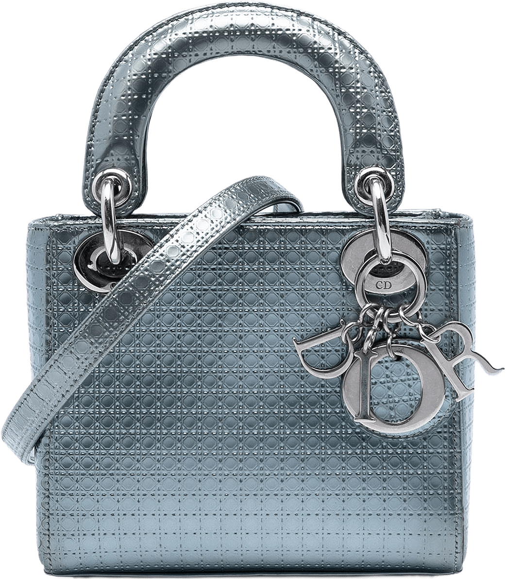 Dior Mini Metallic Patent Microcannage Lady Dior, från Luxclusif, i färgen blå.