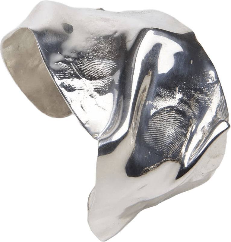 Folded cuff, från Cornelia Webb, i färgen Silver.
