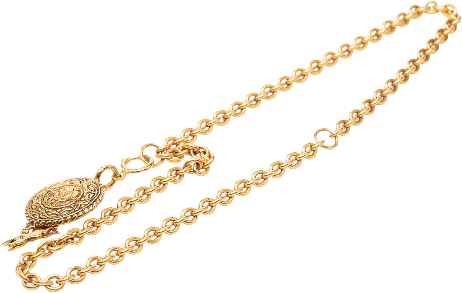 Chanel Gold Plated Knight Horse Pendant Necklace, från Luxclusif, i färgen gold.