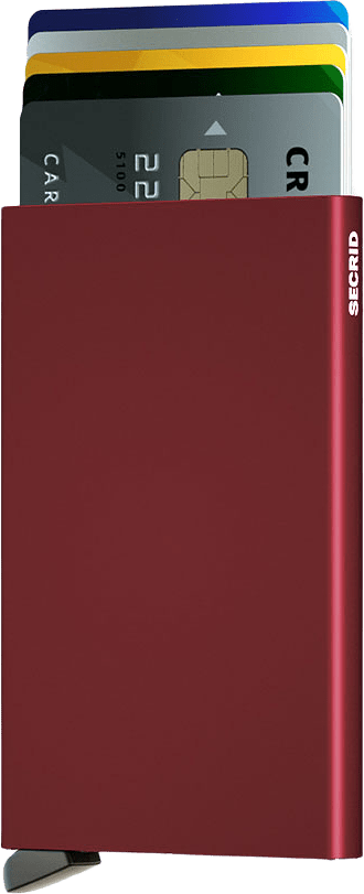 Cardprotector, från Secrid, i färgen Bordeaux.