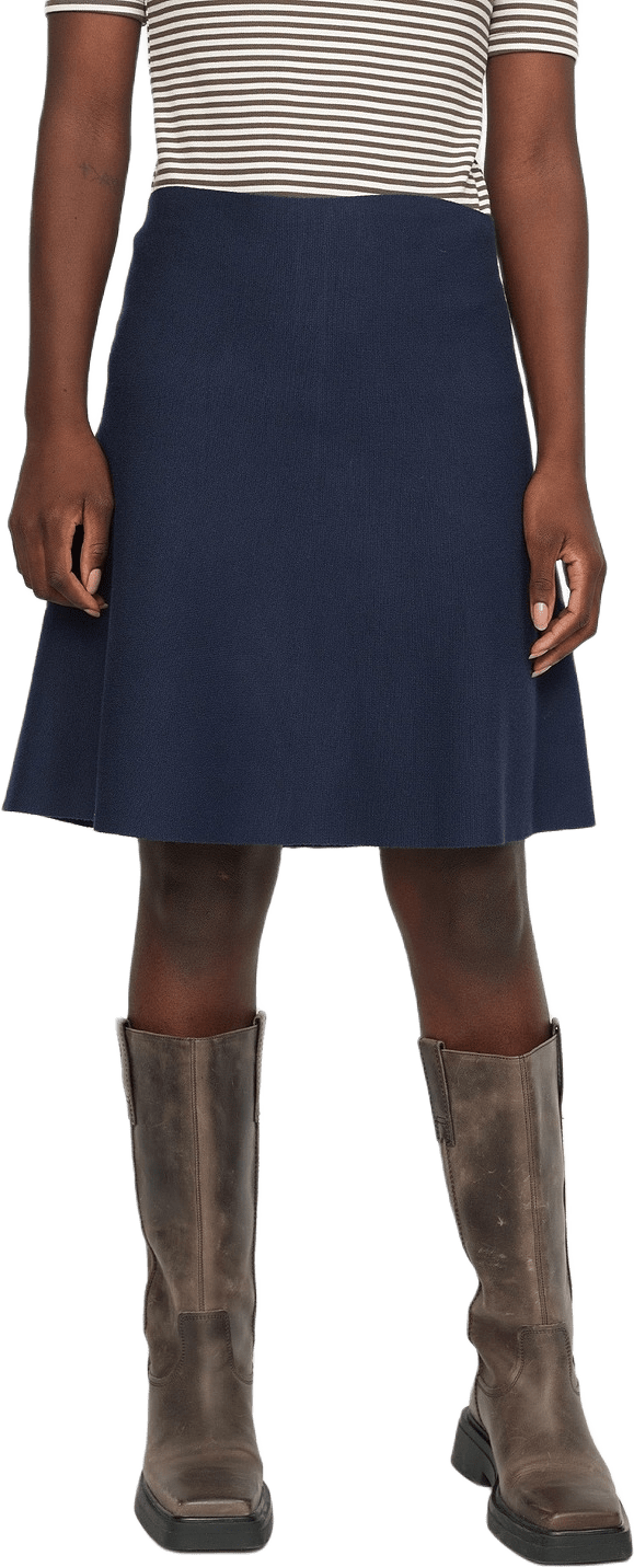 Srhenrietta Short Skirt - Total Eclipse, från Soft Rebels, i färgen total eclipse.