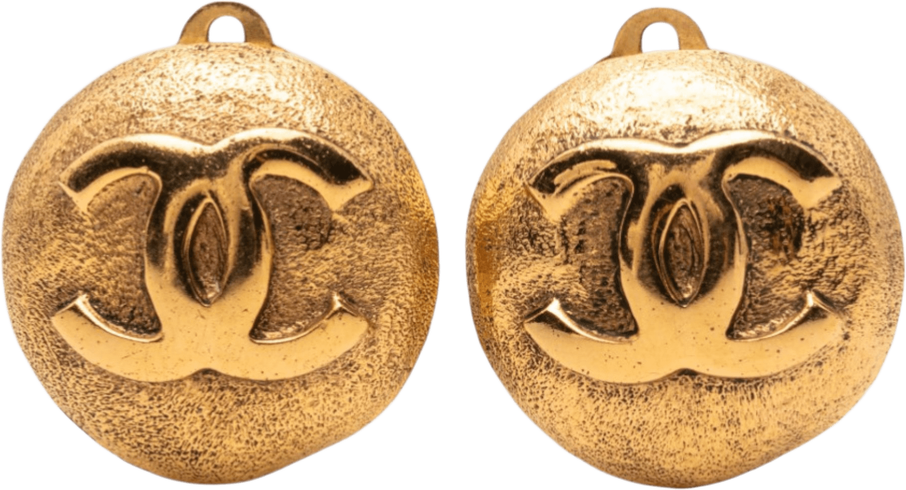 Chanel Cc Gold Plated Button Clip On Earrings, från Luxclusif, i färgen gold.