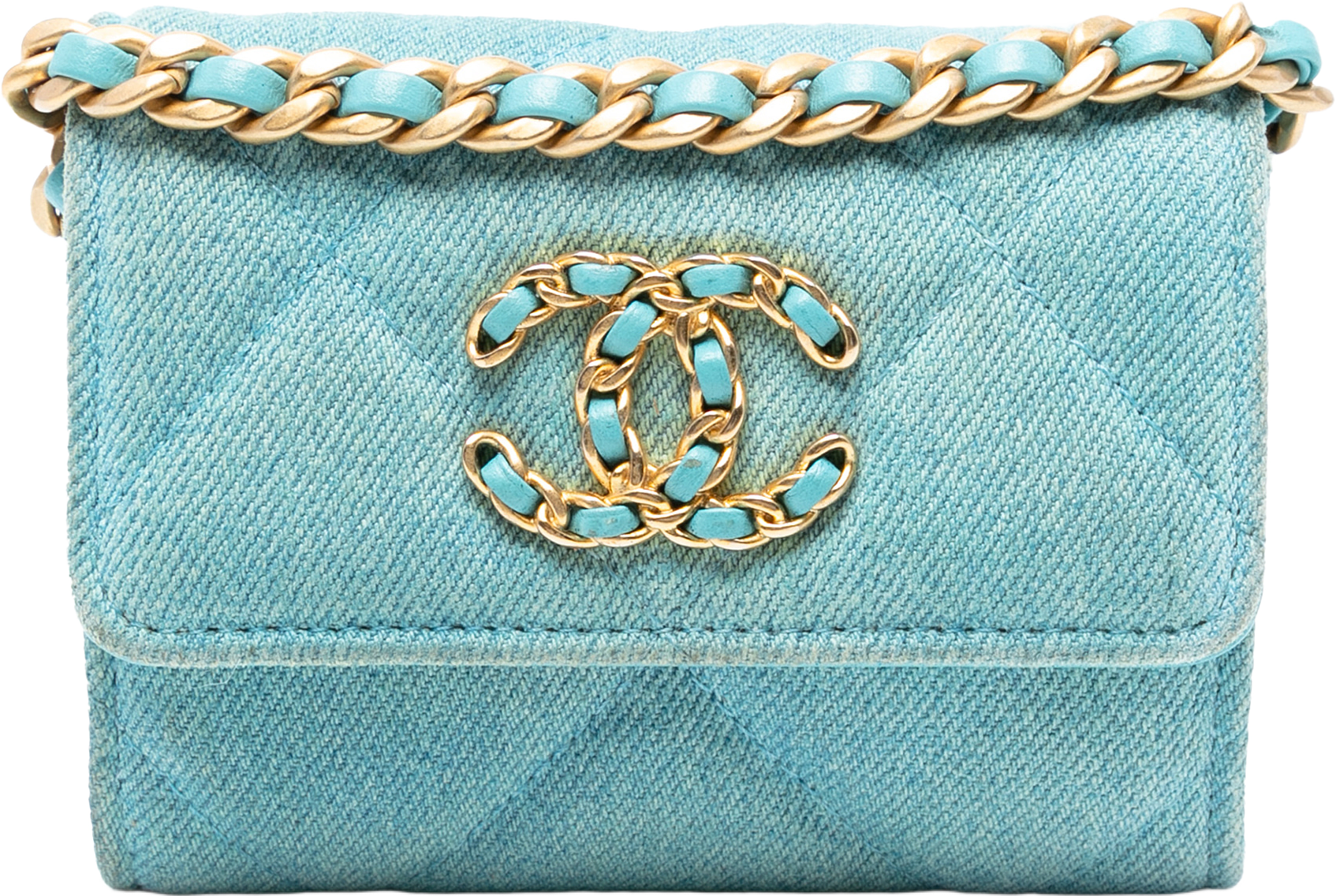 Chanel Quilted Denim 19 Card Holder With Chain, från Luxclusif, i färgen light blue.