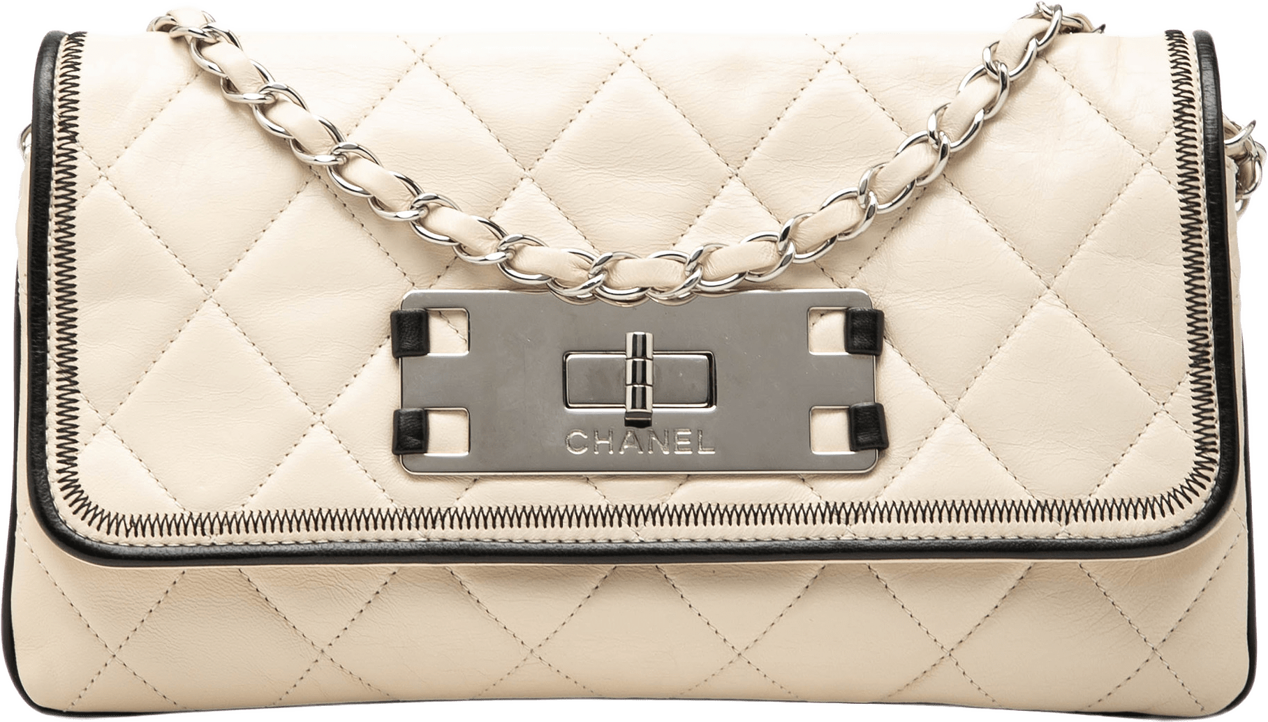 Chanel Quilted Lambskin Reissue East West Flap, från Luxclusif, i färgen vit.