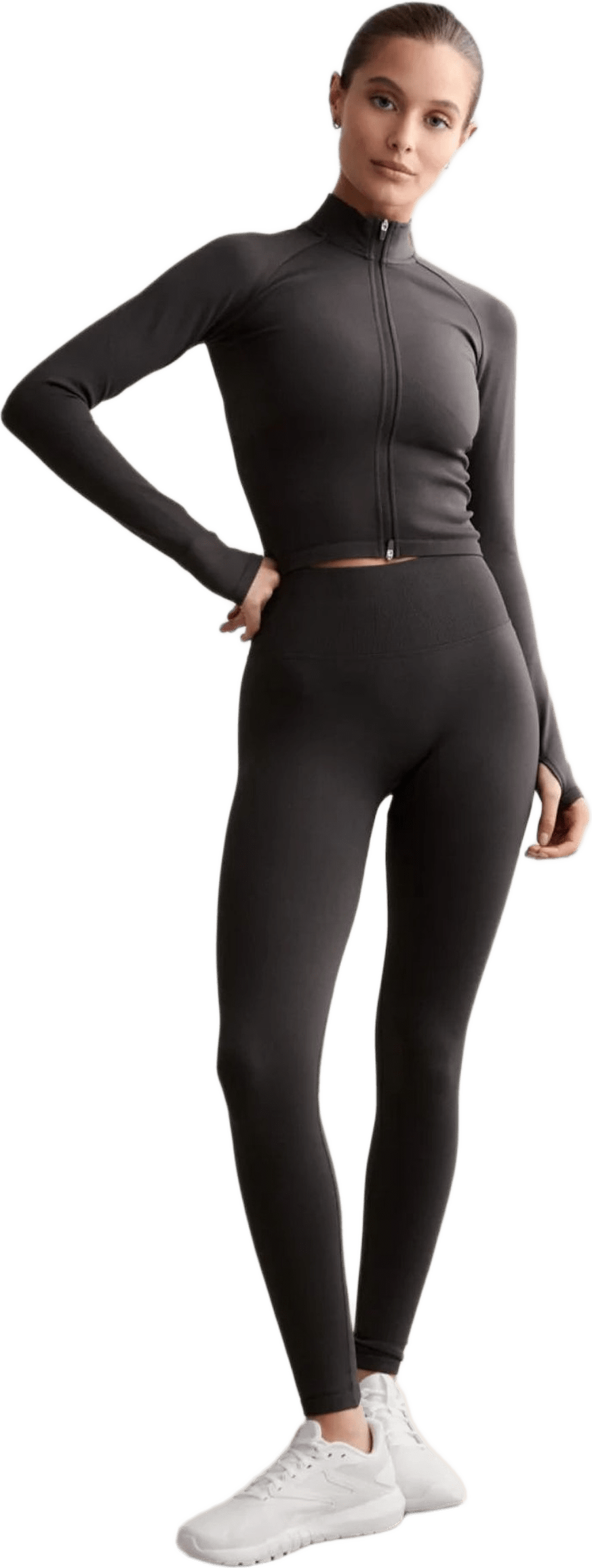 Shape Seamless Tall Tights, från aim'n, i färgen shadow grey.