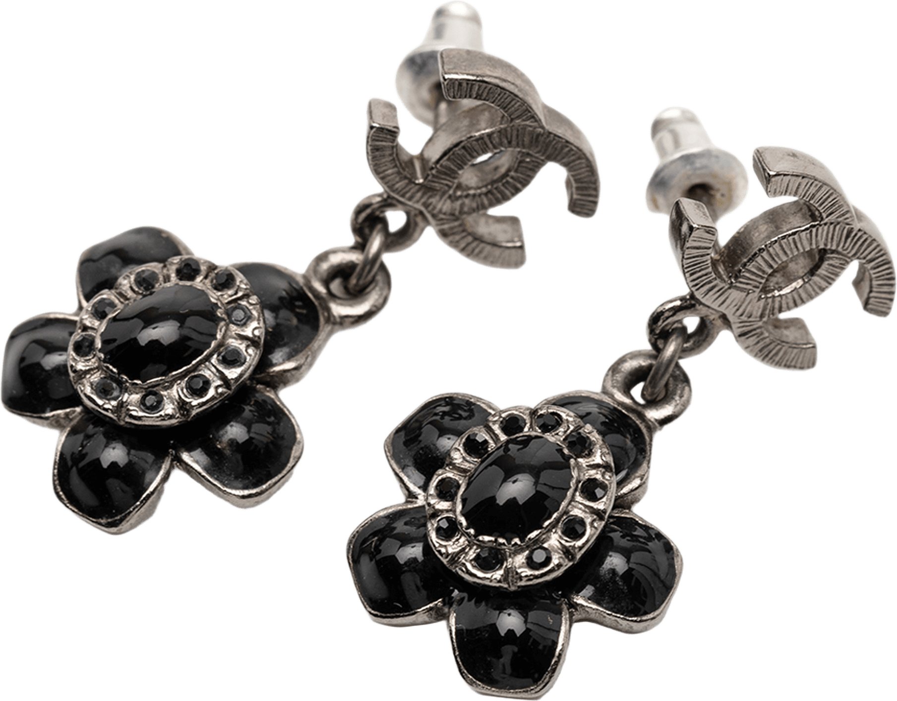 Chanel Cc Silver Plated Enamel Flower Drop Earrings, från Luxclusif, i färgen silver.