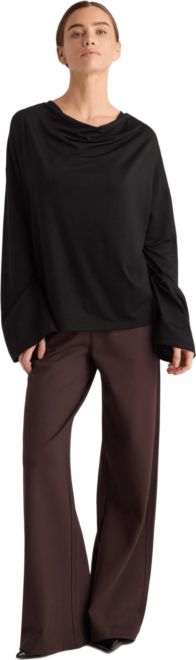 Genna Top - Black, från Residus, i färgen black.
