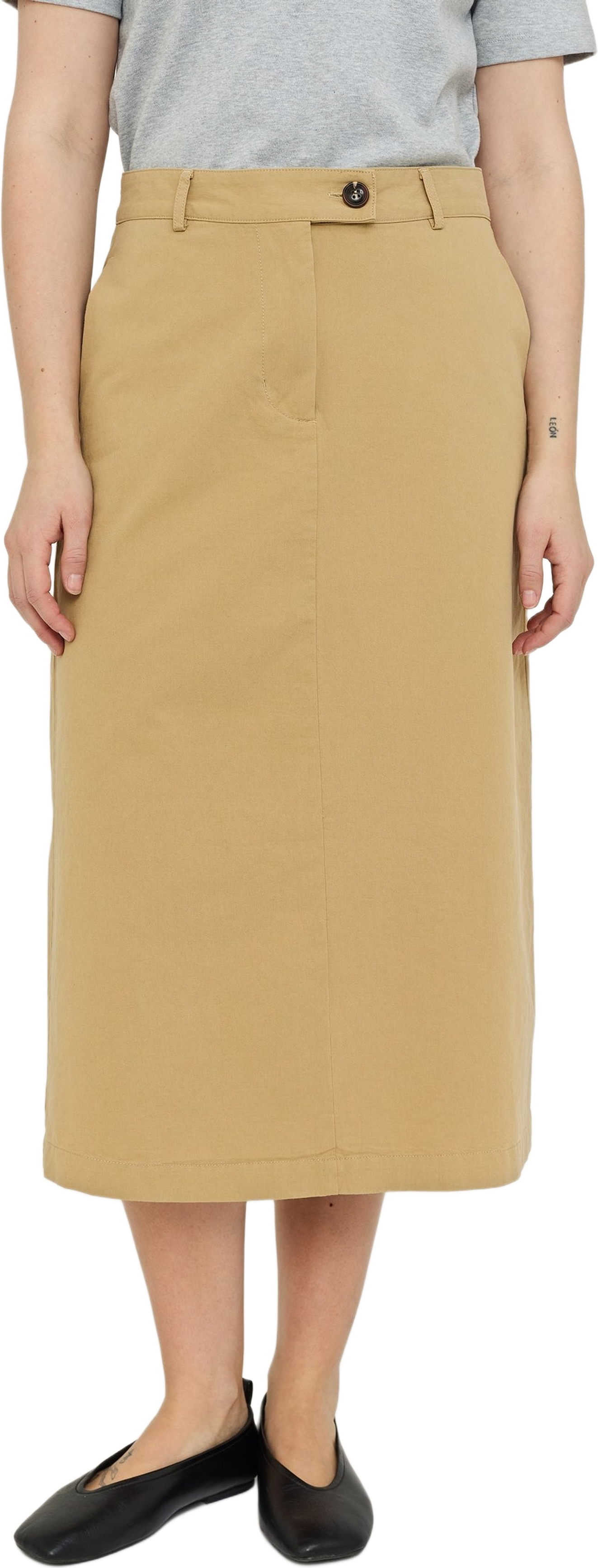 Srvesny Midi Skirt - Travertine, från Soft Rebels, i färgen travertine.