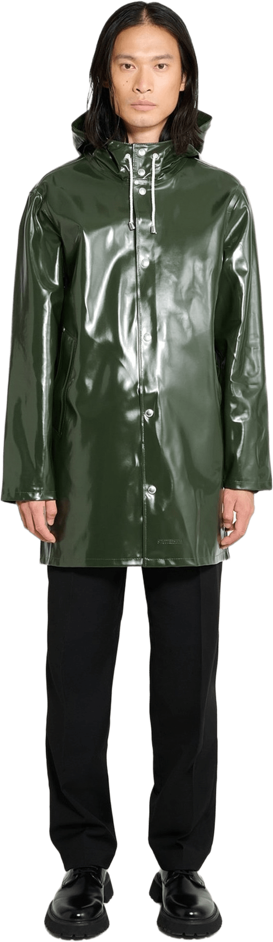 Stockholm Opal Raincoat, från Stutterheim, i färgen green.